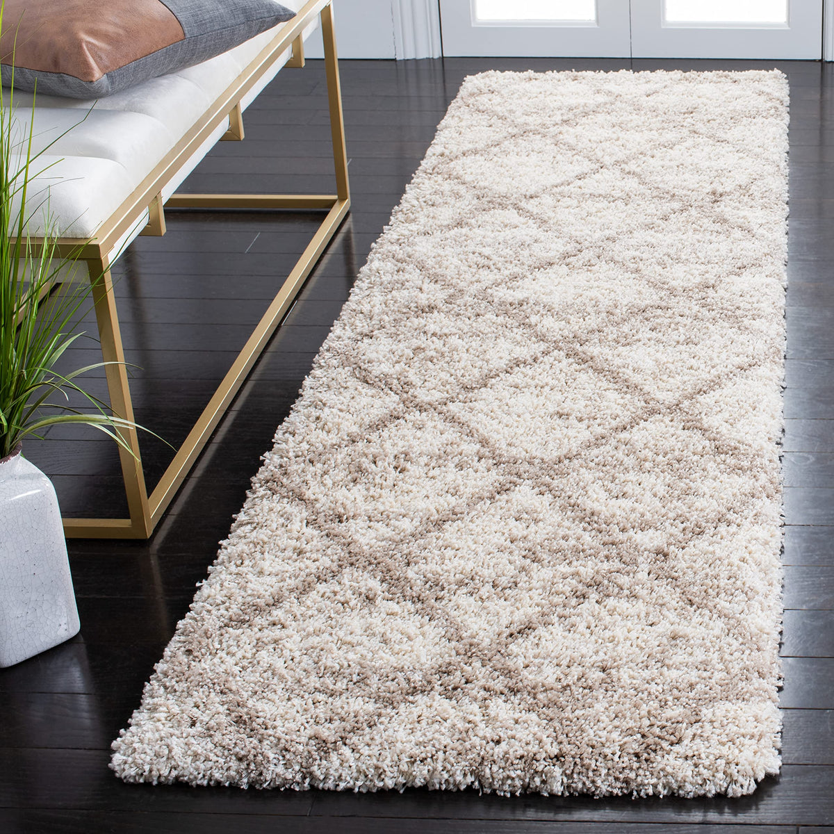 SAFAVIEH Hudson Shag Accent Rug 2'x3', Soft Distressed Grey & Ivory SGH281K