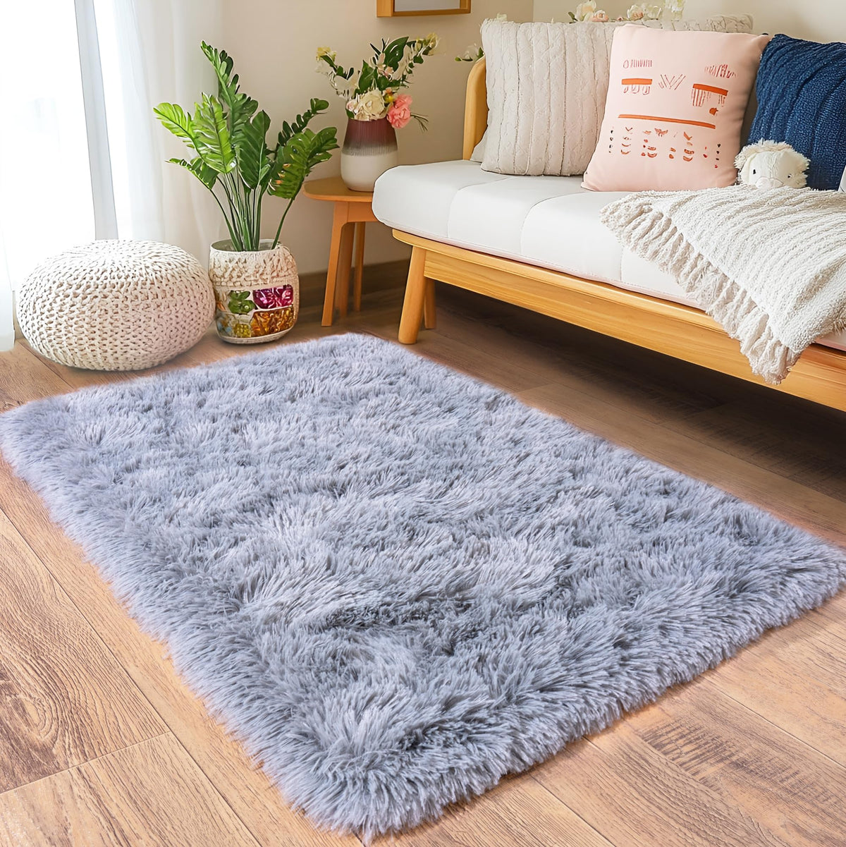 Small Black Area Rug, 2x3 Rug for Bedroom Shaggy Throw Rugs for Dorm Rug, Soft Shag Carpet for Kids Room, Plush Comfy Fluffy Bedside Rug for Home Decor Aesthetic