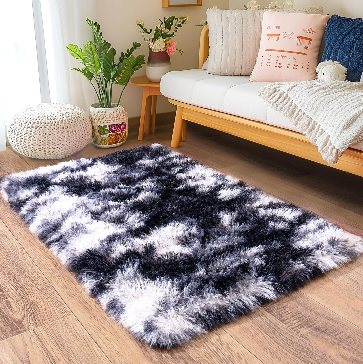 Small Black Area Rug, 2x3 Rug for Bedroom Shaggy Throw Rugs for Dorm Rug, Soft Shag Carpet for Kids Room, Plush Comfy Fluffy Bedside Rug for Home Decor Aesthetic