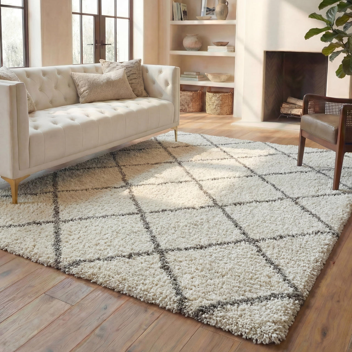 SAFAVIEH Hudson Shag Accent Rug 2'x3', Soft Distressed Grey & Ivory SGH281K