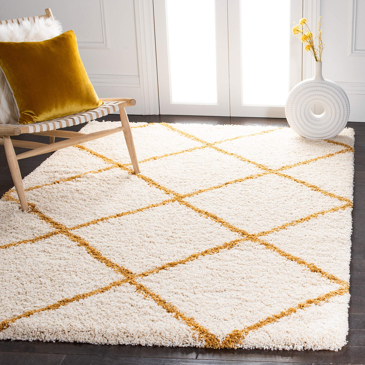 SAFAVIEH Hudson Shag Accent Rug 2'x3', Soft Distressed Grey & Ivory SGH281K