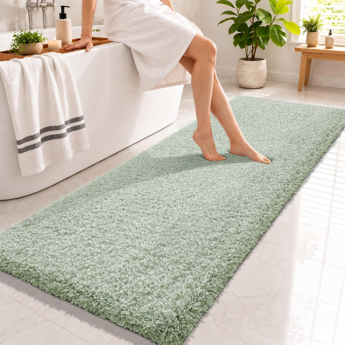 Yimobra Bathroom Rugs Non Slip Washable 32X20, Ultra Soft and Water Absorbent Bath Mats, Plush Fluffy Shower Mat Outside, Microfiber Thick Matts for Bathroom Floor/Tub, Light Gray and White
