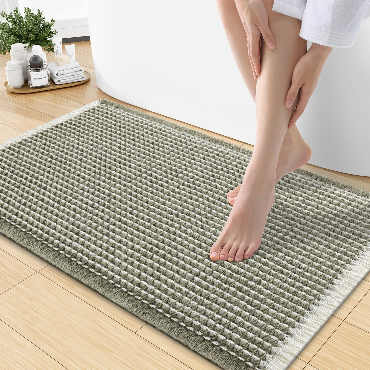 Smiry Waffle Bath Mat 30X20, Extra Soft Absorbent Bathroom Rugs, Brown