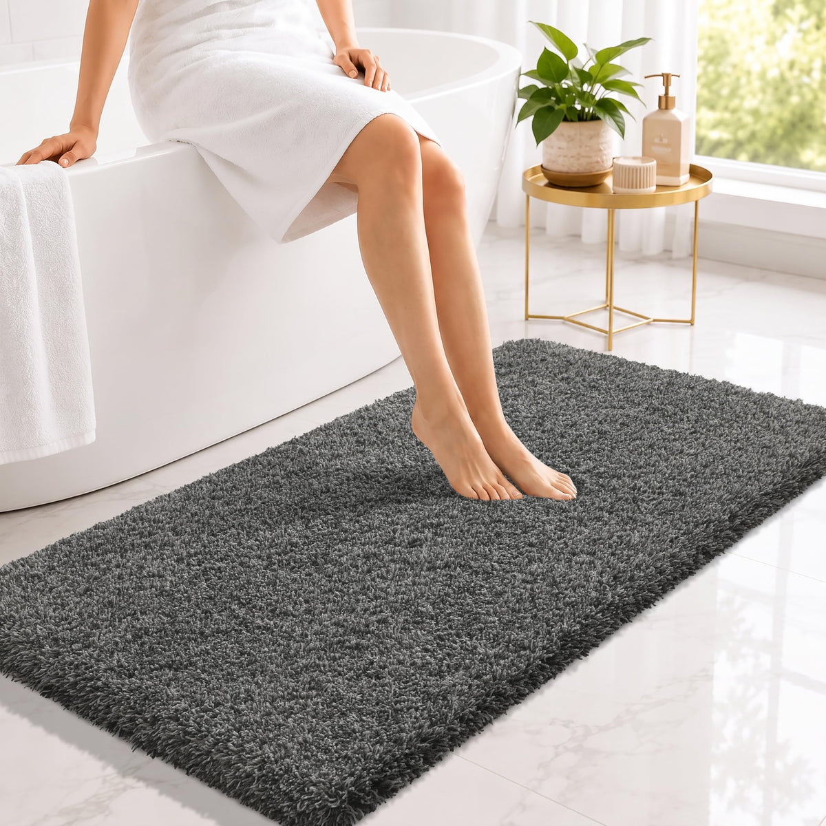 Yimobra Bathroom Rugs Non Slip Washable 32X20, Ultra Soft and Water Absorbent Bath Mats, Plush Fluffy Shower Mat Outside, Microfiber Thick Matts for Bathroom Floor/Tub, Light Gray and White