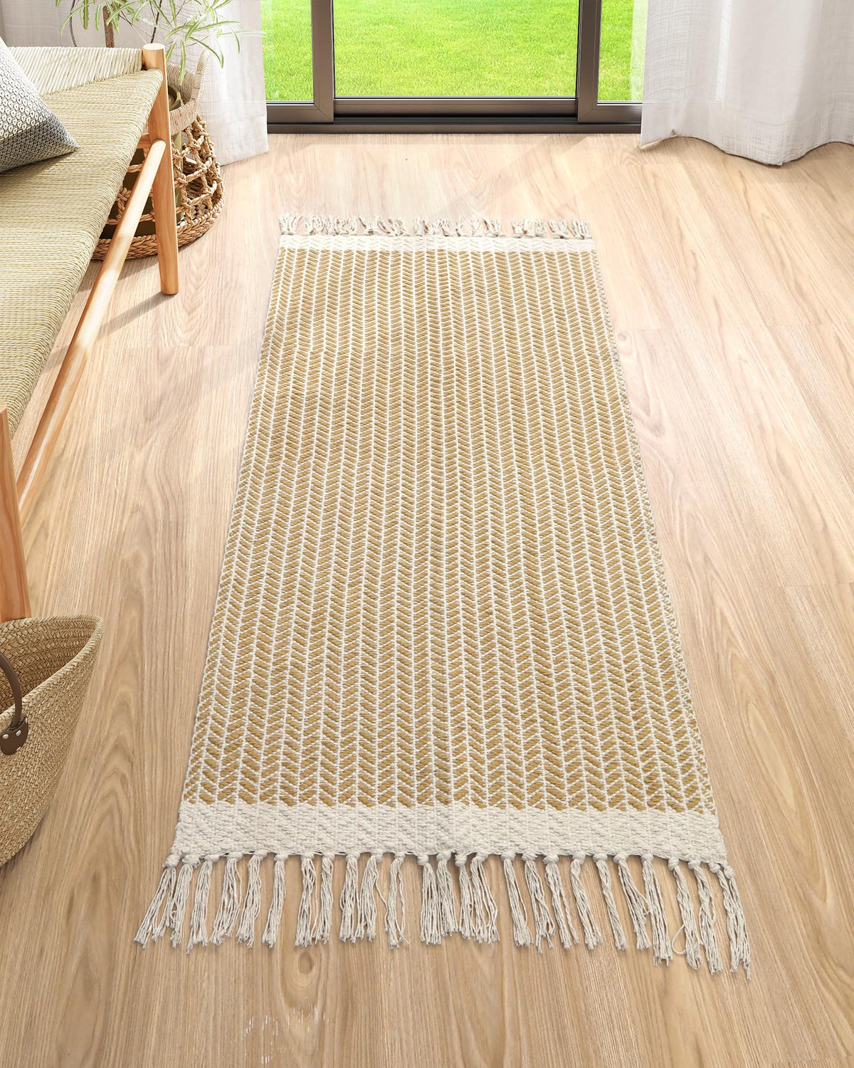 Lahome Belle Boho Bathroom Rugs, Small 2x3 Front Door Mat Lightweight Kitchen Rug Woven Cotton Area Rug with Tassels, Farmhouse Washable Black and White Throw Rug Low Pile Carpet for Entry Laundry