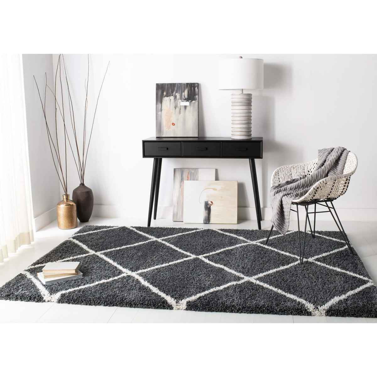 SAFAVIEH Hudson Shag Accent Rug 2'x3', Soft Distressed Grey & Ivory SGH281K