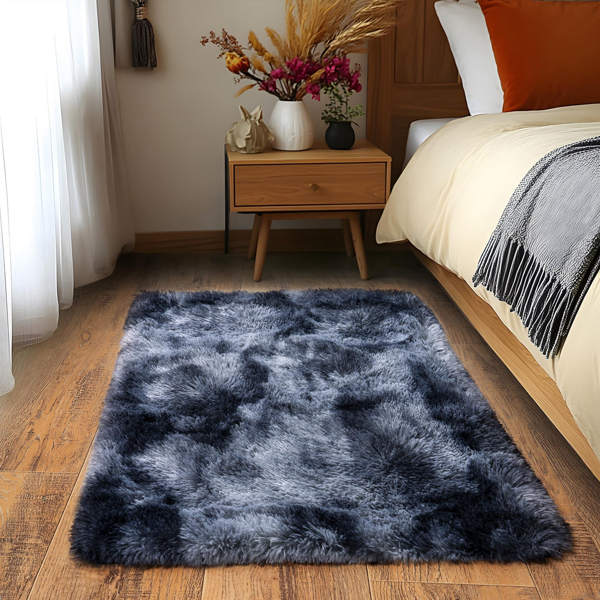 Small Black Area Rug, 2x3 Rug for Bedroom Shaggy Throw Rugs for Dorm Rug, Soft Shag Carpet for Kids Room, Plush Comfy Fluffy Bedside Rug for Home Decor Aesthetic