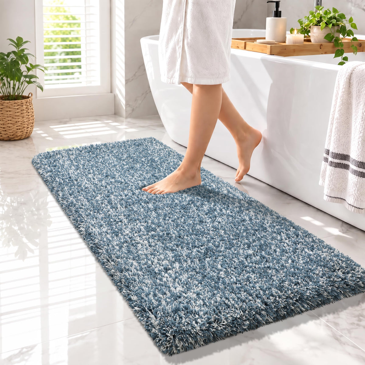 Yimobra Bathroom Rugs Non Slip Washable 32X20, Ultra Soft and Water Absorbent Bath Mats, Plush Fluffy Shower Mat Outside, Microfiber Thick Matts for Bathroom Floor/Tub, Light Gray and White