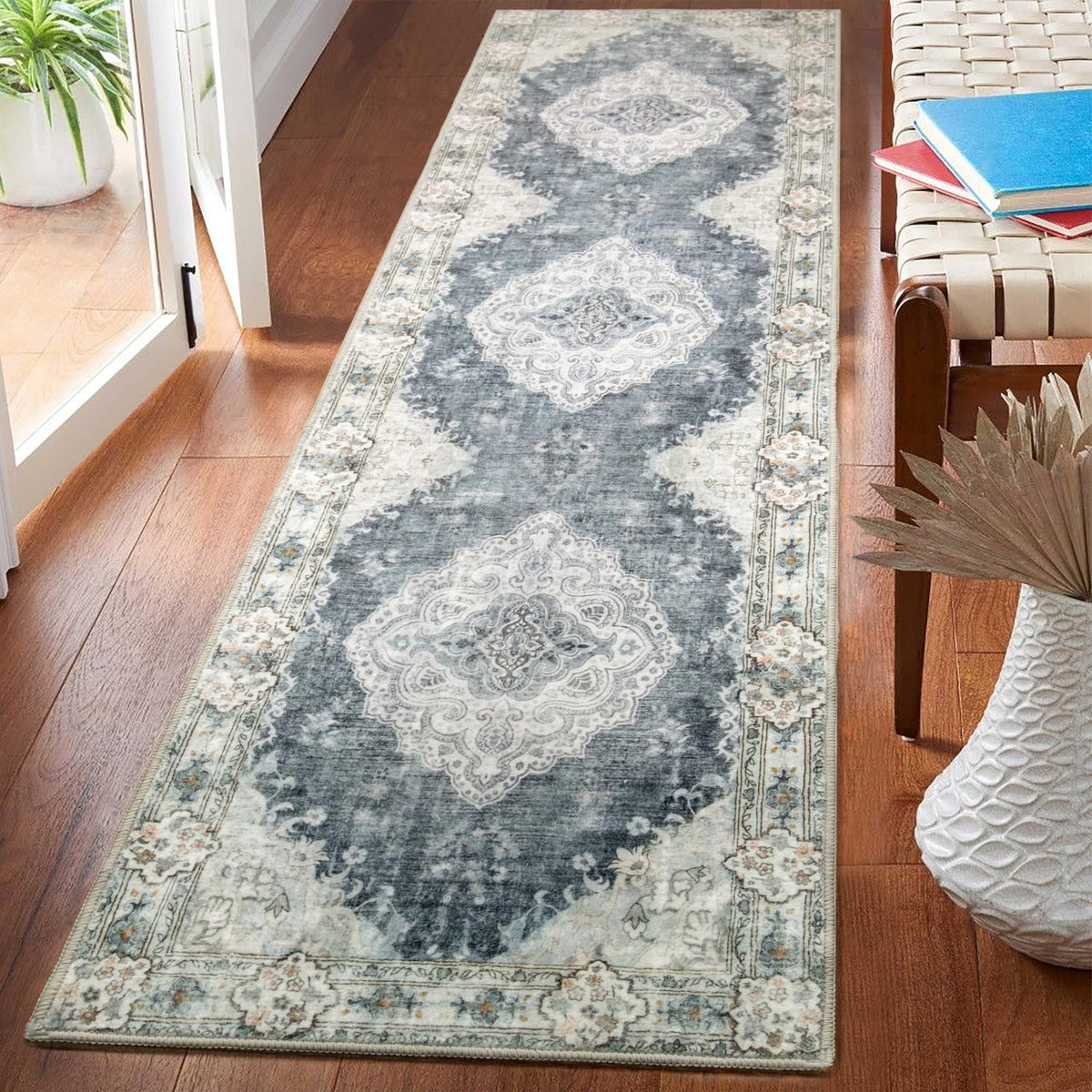 MUJOO Pink Rug 3x5 Washable,Boho Area Rugs Small Non Slip Low-Pile Floral