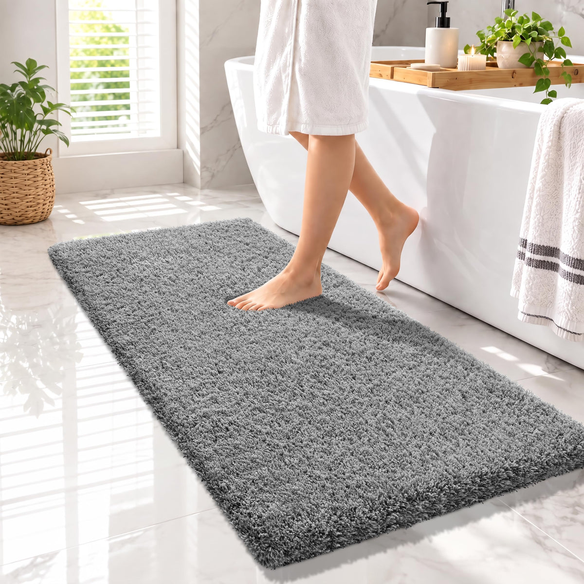 Yimobra Bathroom Rugs Non Slip Washable 32X20, Ultra Soft and Water Absorbent Bath Mats, Plush Fluffy Shower Mat Outside, Microfiber Thick Matts for Bathroom Floor/Tub, Light Gray and White