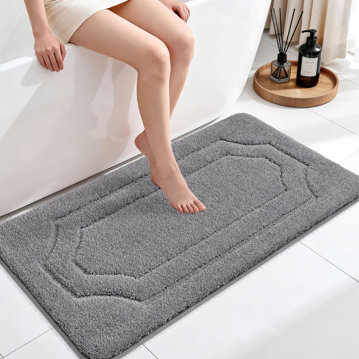 BEQHAUSE Bathroom Rugs Non Slip Bath Mat Soft Absorbent, 24"x36", Green
