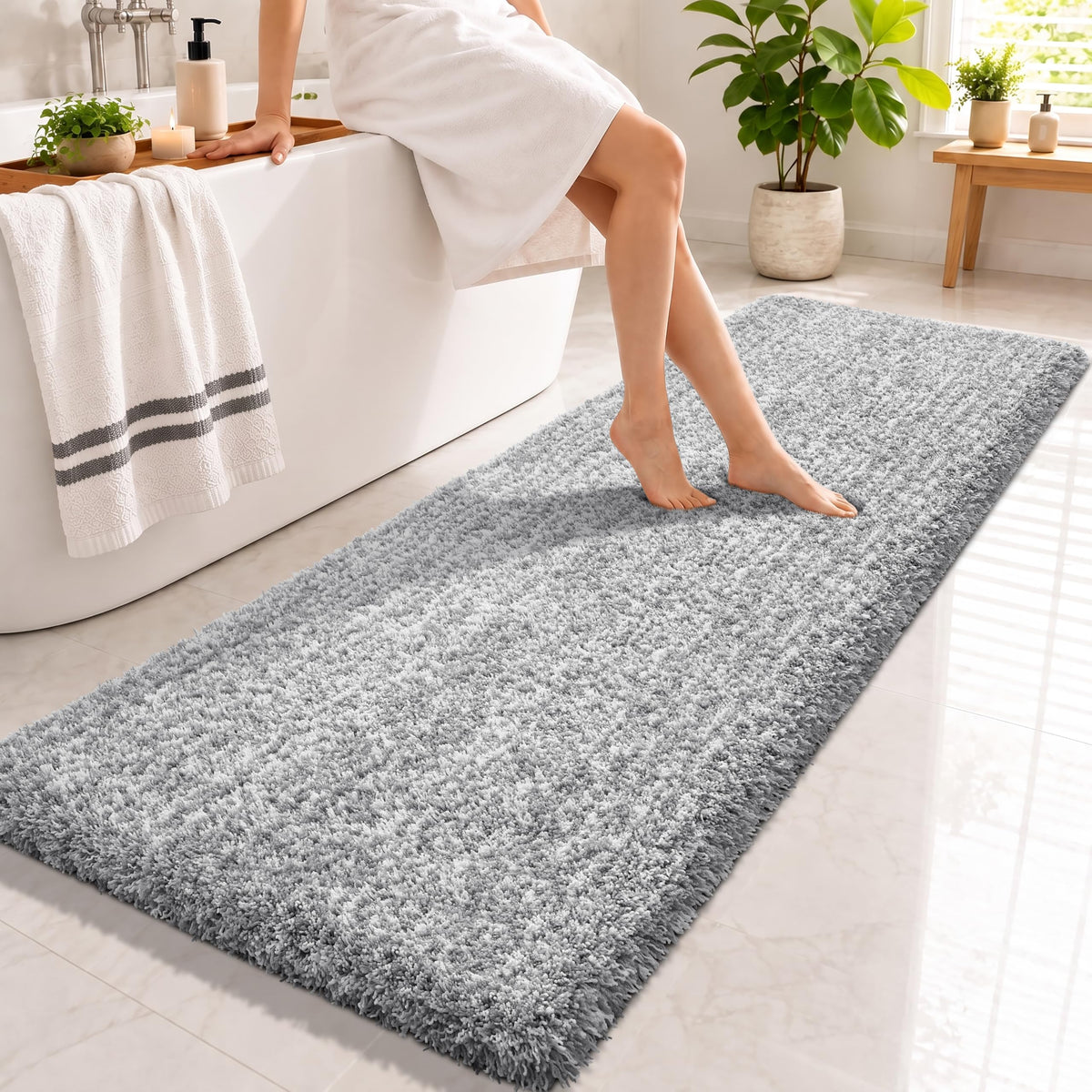 Yimobra Bathroom Rugs Non Slip Washable 32X20, Ultra Soft and Water Absorbent Bath Mats, Plush Fluffy Shower Mat Outside, Microfiber Thick Matts for Bathroom Floor/Tub, Light Gray and White