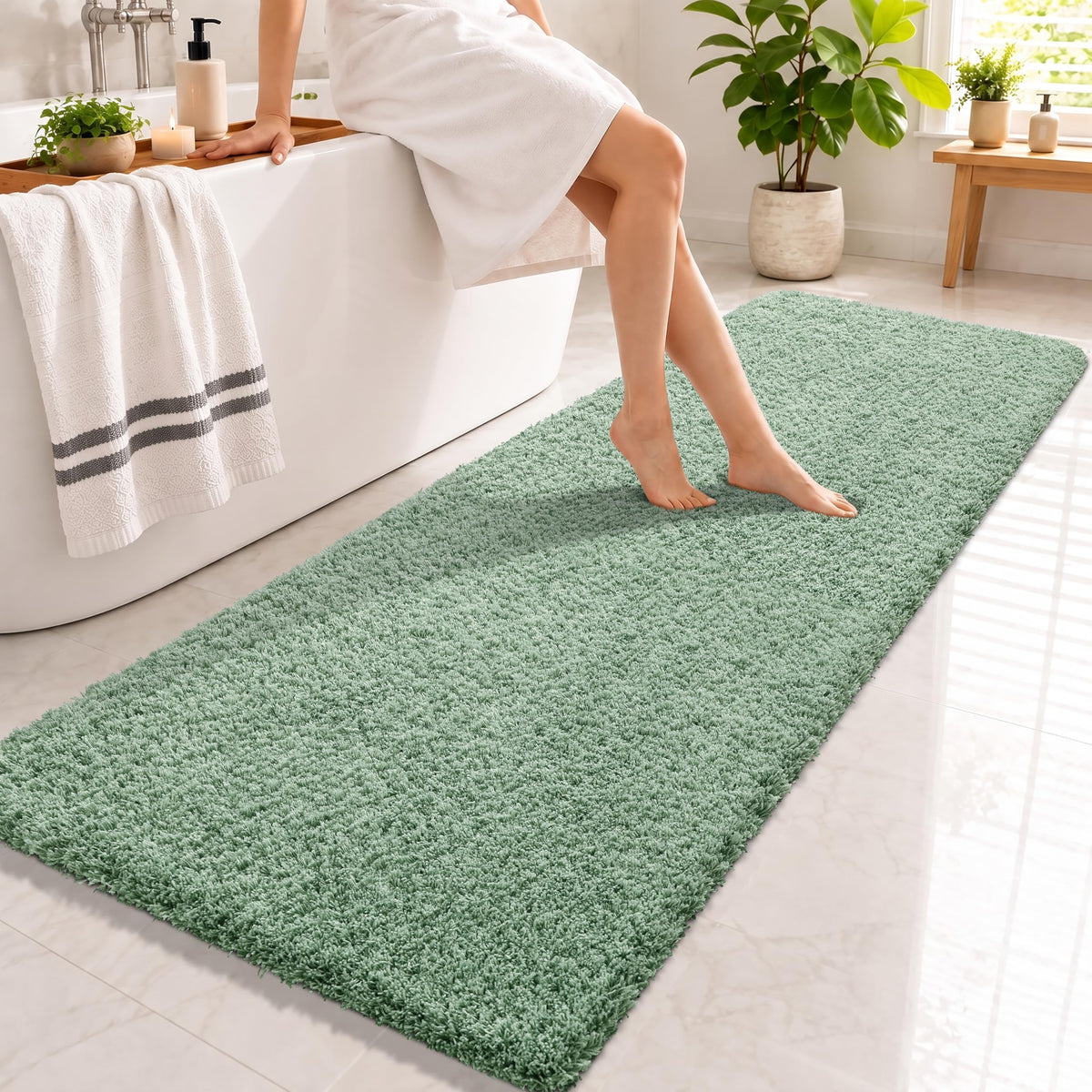 Yimobra Bathroom Rugs Non Slip Washable 32X20, Ultra Soft and Water Absorbent Bath Mats, Plush Fluffy Shower Mat Outside, Microfiber Thick Matts for Bathroom Floor/Tub, Light Gray and White