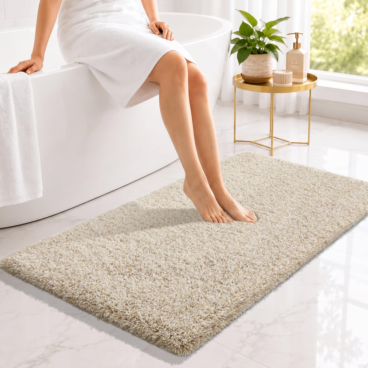 Yimobra Bathroom Rugs Non Slip Washable 32X20, Ultra Soft and Water Absorbent Bath Mats, Plush Fluffy Shower Mat Outside, Microfiber Thick Matts for Bathroom Floor/Tub, Light Gray and White