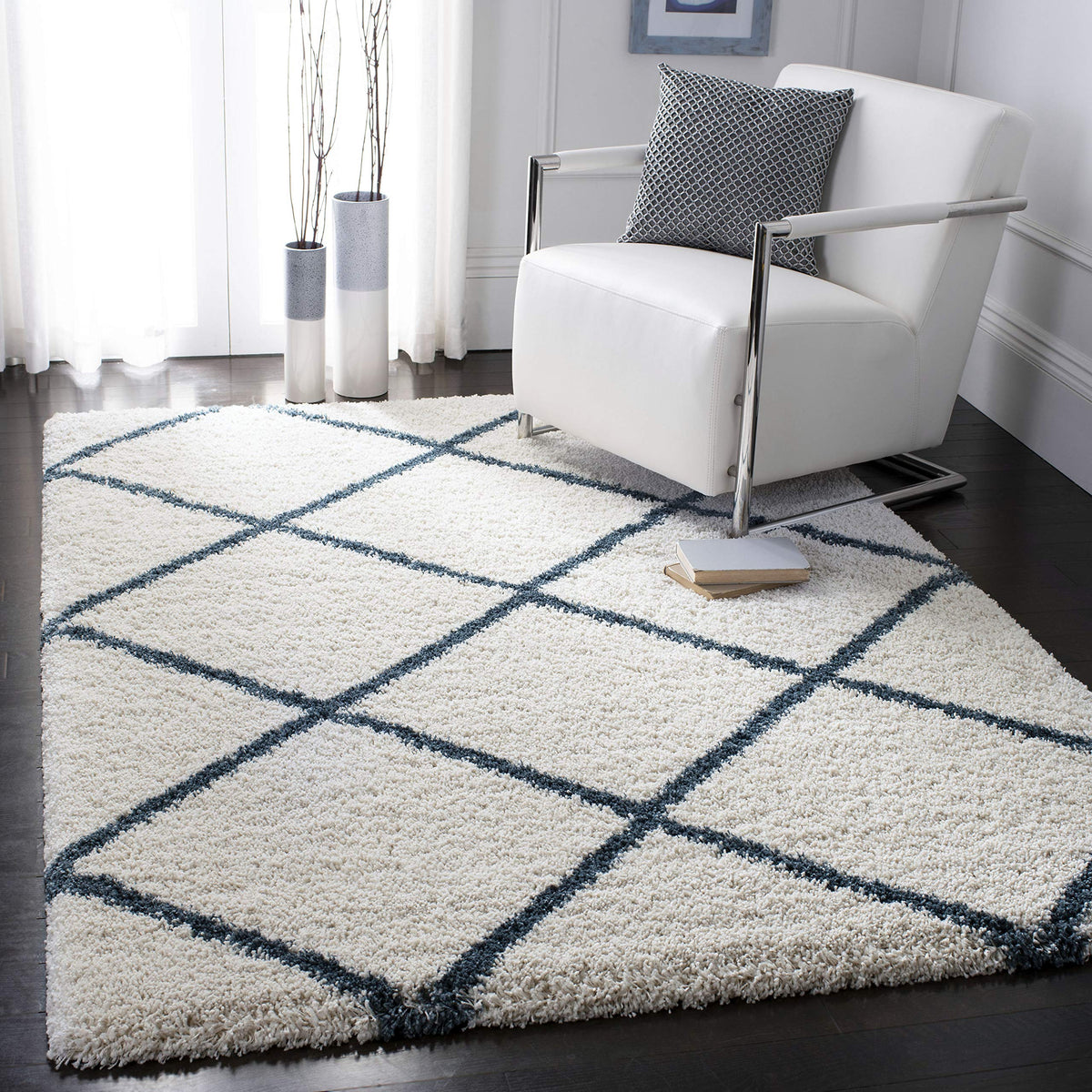 SAFAVIEH Hudson Shag Accent Rug 2'x3', Soft Distressed Grey & Ivory SGH281K