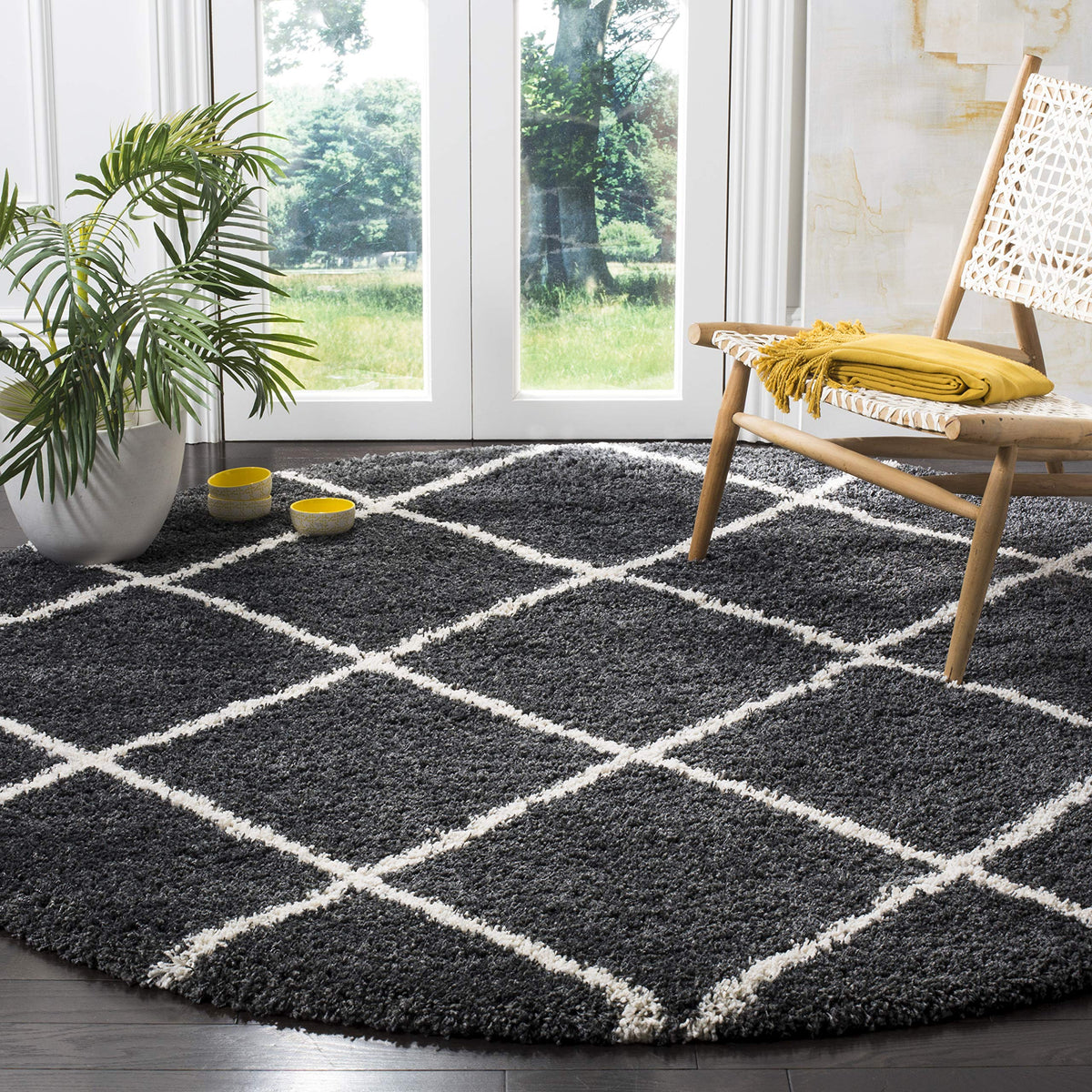 SAFAVIEH Hudson Shag Accent Rug 2'x3', Soft Distressed Grey & Ivory SGH281K