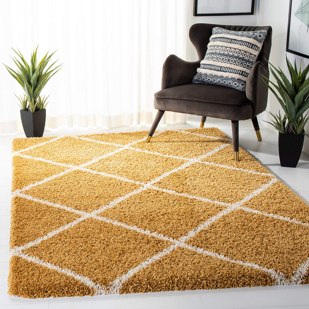 SAFAVIEH Hudson Shag Accent Rug 2'x3', Soft Distressed Grey & Ivory SGH281K