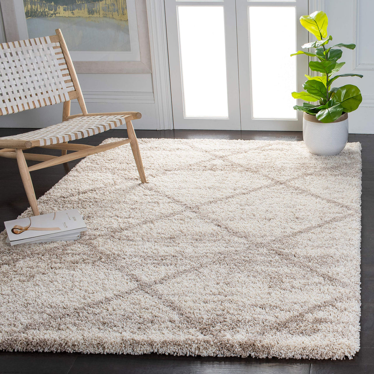 SAFAVIEH Hudson Shag Accent Rug 2'x3', Soft Distressed Grey & Ivory SGH281K